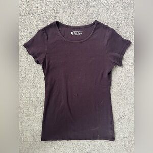 VS Tee Shop Plum Short Sleeve Tee | Soft Basic Everyday Top | Size S